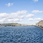 La Croisette アパート アグド